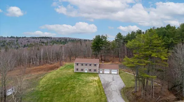 246 Carrs Corner RD, Palermo, ME 04354