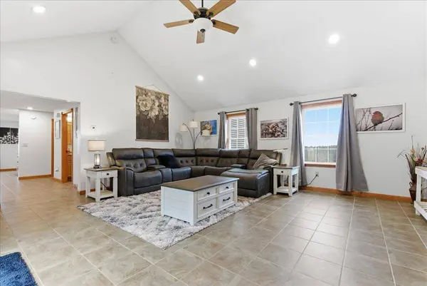 246 Carrs Corner RD, Palermo, ME 04354