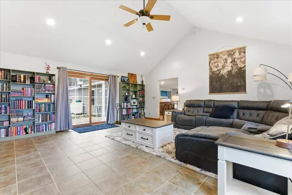 246 Carrs Corner RD, Palermo, ME 04354