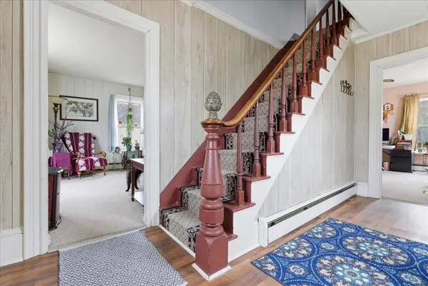 11 Elmwood RD, Auburn, ME 04210