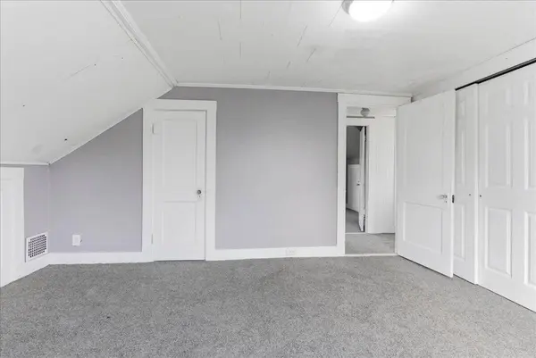 34 Otis ST, Livermore Falls, ME 04254