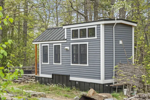 1773 Hudson RD, Hudson, ME 04449