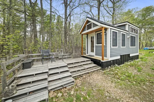 1773 Hudson RD, Hudson, ME 04449