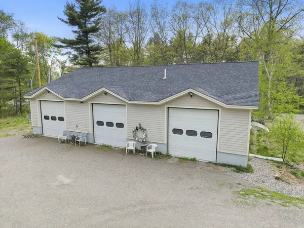 1773 Hudson RD, Hudson, ME 04449
