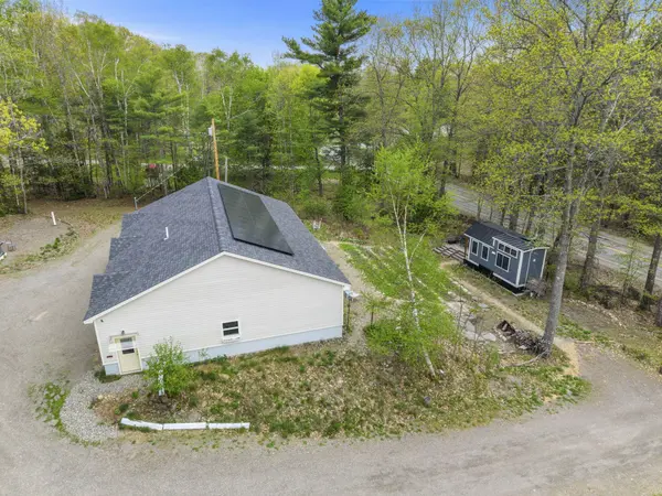 1773 Hudson RD, Hudson, ME 04449