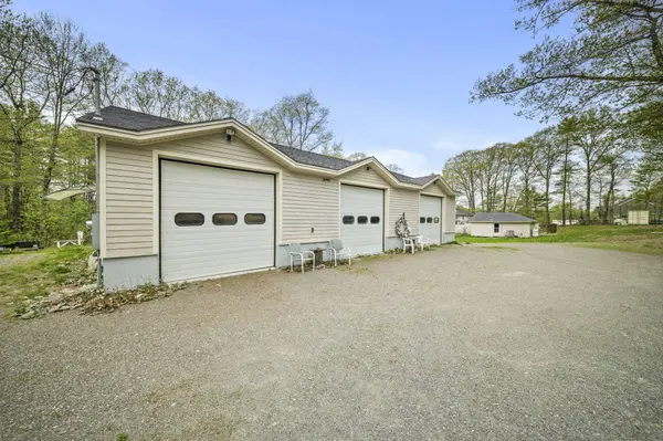 1773 Hudson RD, Hudson, ME 04449
