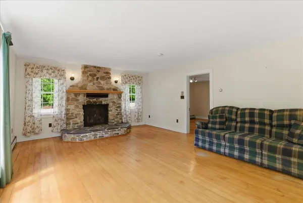 89 Bryant RD, Buckfield, ME 04220