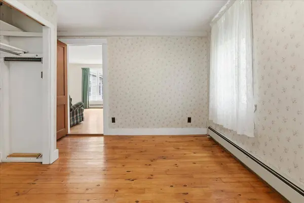 89 Bryant RD, Buckfield, ME 04220