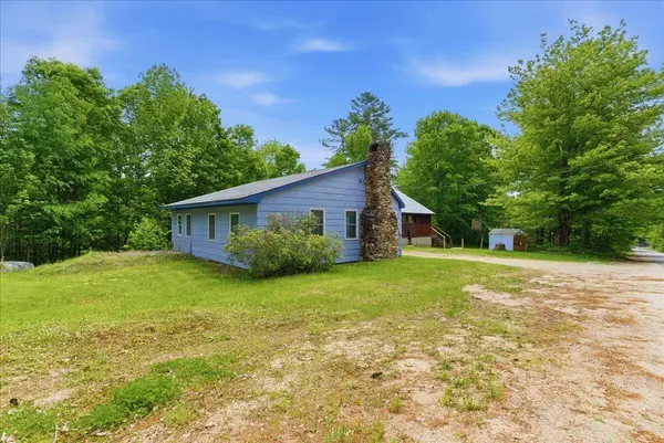 89 Bryant RD, Buckfield, ME 04220