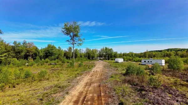 R13- 30.2 Buckfield RD, Paris, ME 04281