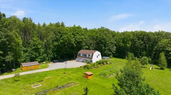 621 W Auburn RD, Auburn, ME 04210