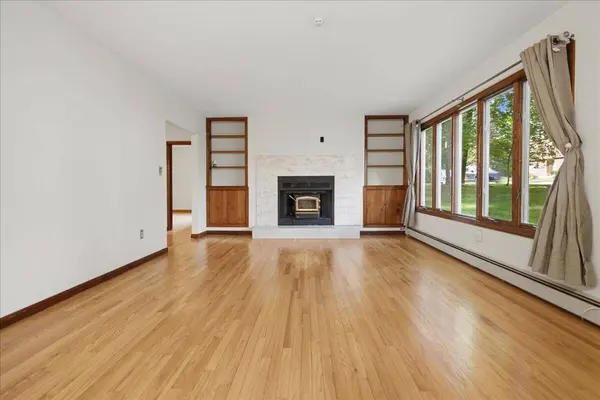 66 Dawes AVE, Auburn, ME 04210