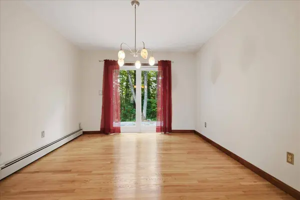 66 Dawes AVE, Auburn, ME 04210