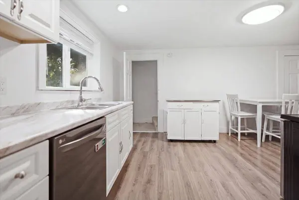 1 Dell CT, Auburn, ME 04210