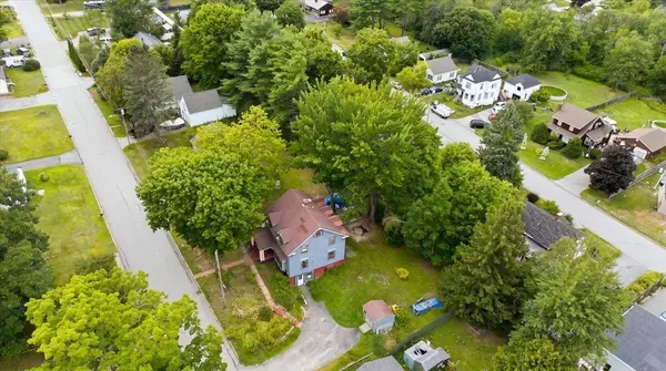 27 W Dartmouth ST, Auburn, ME 04210
