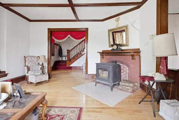 27 W Dartmouth ST, Auburn, ME 04210