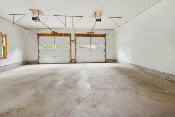 550 Bog RD, Vassalboro, ME 04989