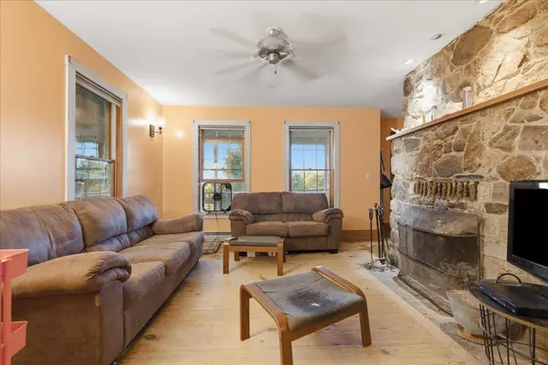 93 S Whitman School RD, Buckfield, ME 04220