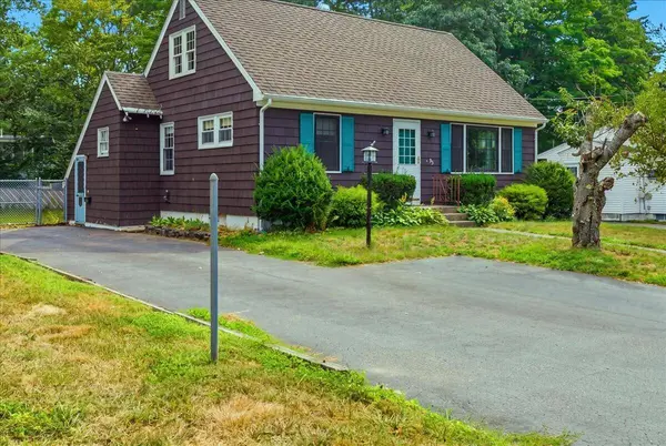 35 Hillside RD, Portland, ME 04103
