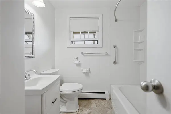 35 Hillside RD, Portland, ME 04103