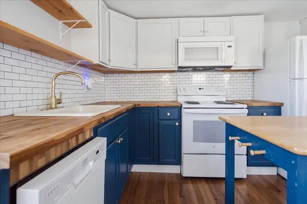 230 Water ST, Hallowell, ME 04347