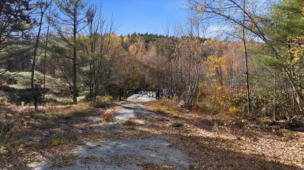 M9 L71 East Dixfield RD, Jay, ME 04239