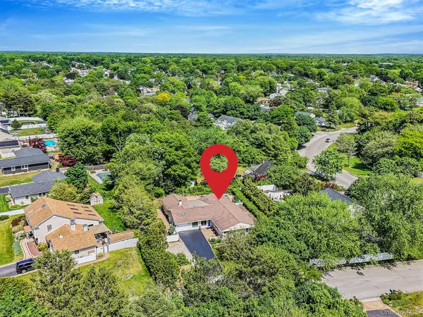 5 Tawny PASS, South Setauket, NY 11720