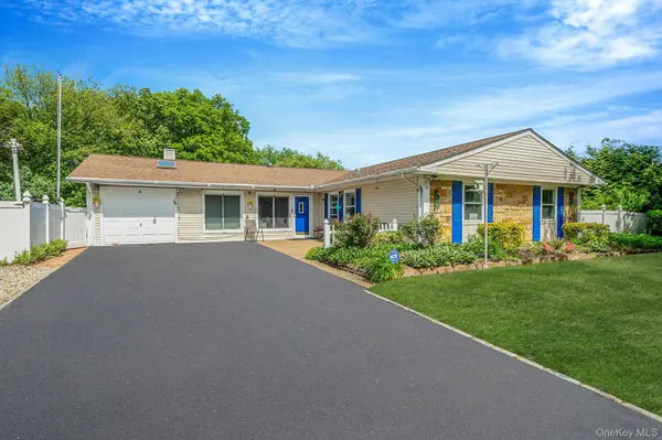 5 Tawny PASS, South Setauket, NY 11720