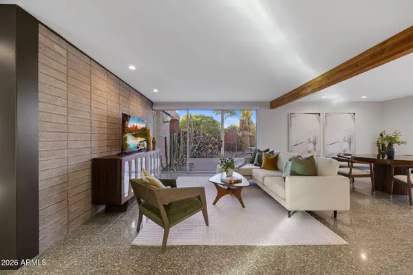 9825 N 35TH Place, Phoenix, AZ 85028