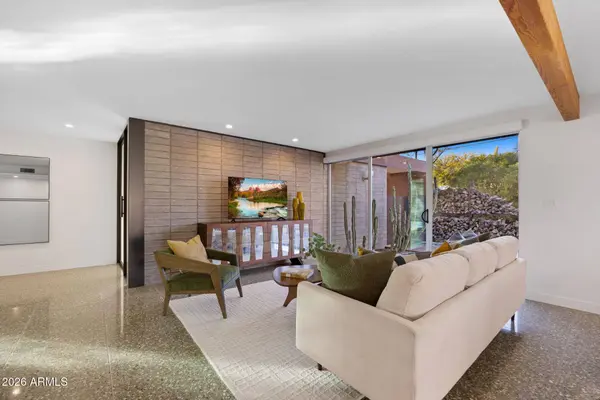 9825 N 35TH Place, Phoenix, AZ 85028