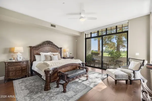 8 BILTMORE Estate #124, Phoenix, AZ 85016