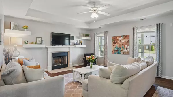 2936 Cliffside Dr, Christiana, TN 37037