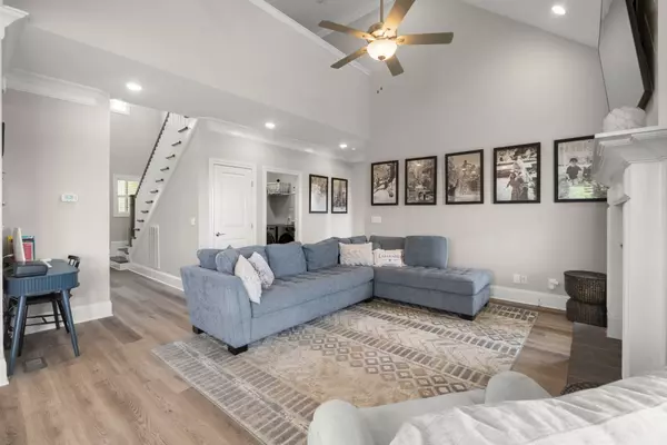 1825 Templow Rd, Bethpage, TN 37022