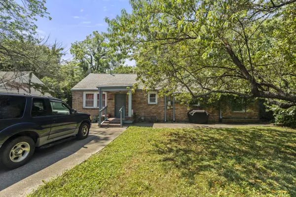 1008 Virginia Ave #A, Nashville, TN 37216