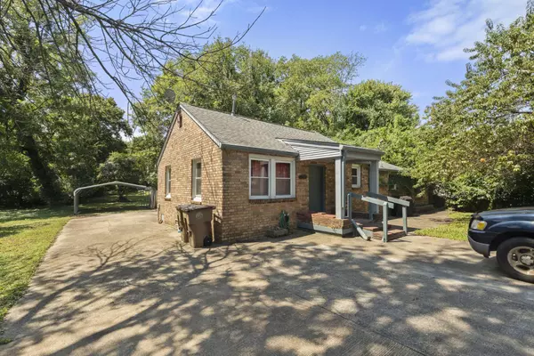 1008 Virginia Ave #A, Nashville, TN 37216