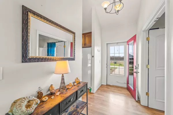 392 State highway cc, Wellsville, MO 63384