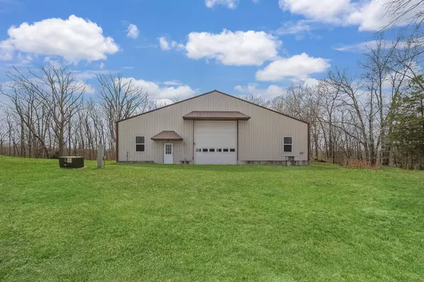 6673 Red bud, Fulton, MO 65251
