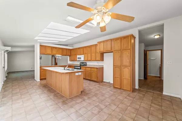 6673 Red bud, Fulton, MO 65251