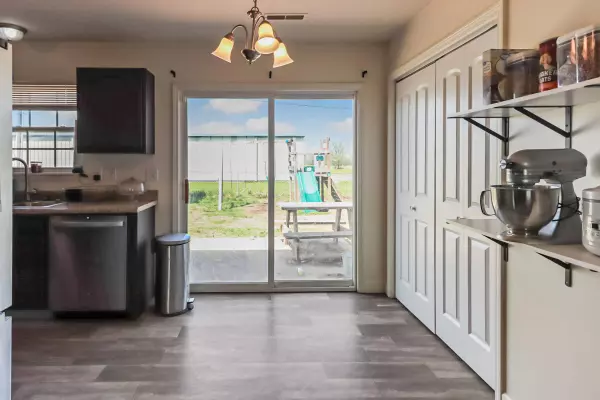 425 E Peace ST, Auxvasse, MO 65231