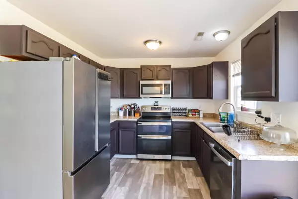 425 E Peace ST, Auxvasse, MO 65231