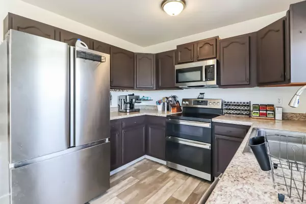 425 E Peace ST, Auxvasse, MO 65231