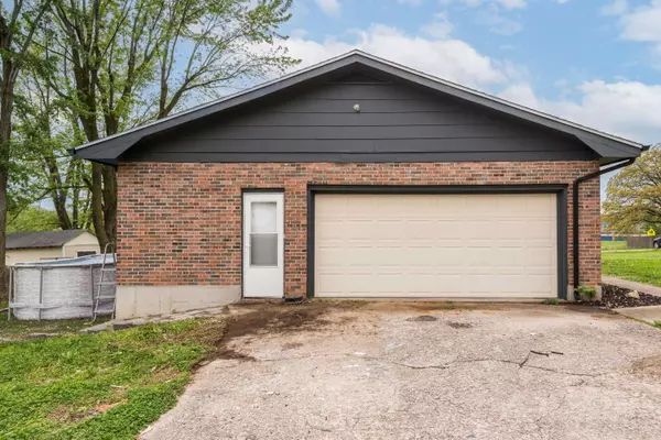 13409 Rte c, Russellville, MO 65074