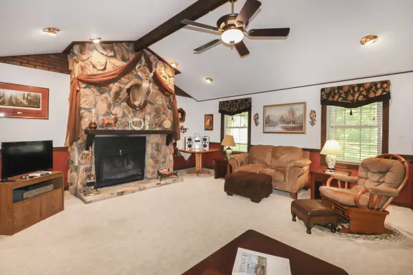 Williamsburg, MO 63388