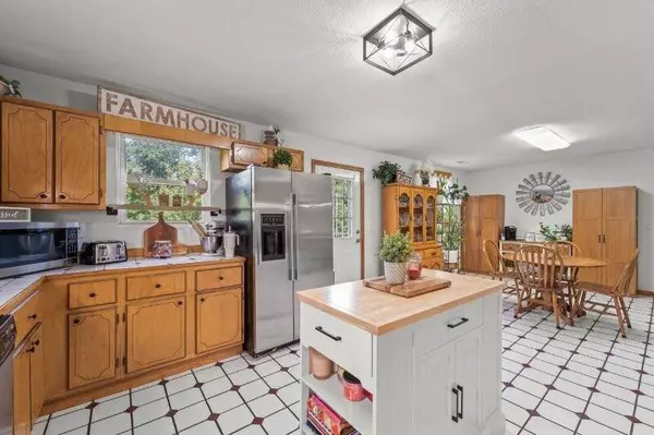 2381 County Rd 157, Auxvasse, MO 65231