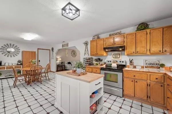 2381 County Rd 157, Auxvasse, MO 65231