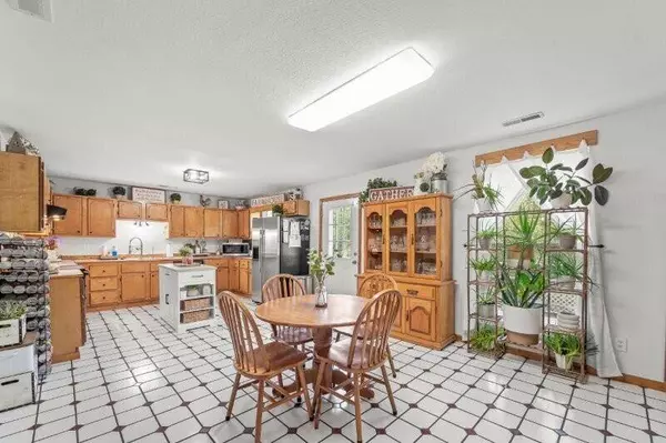 2381 County road 157, Auxvasse, MO 65231