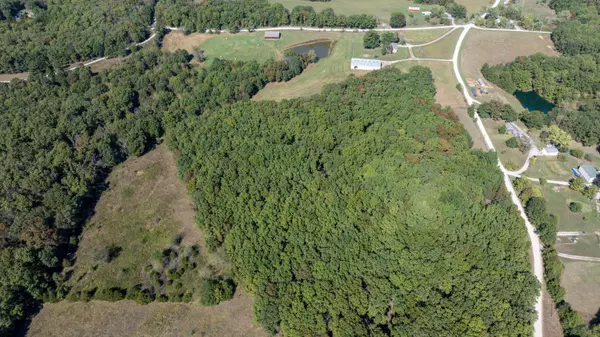 16 +/- Acres Tract 7 CR 144, Williamsburg, MO 63388