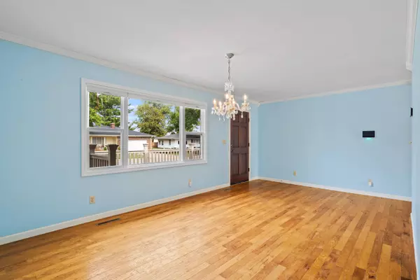 710 Kleewood DR, Fulton, MO 65251