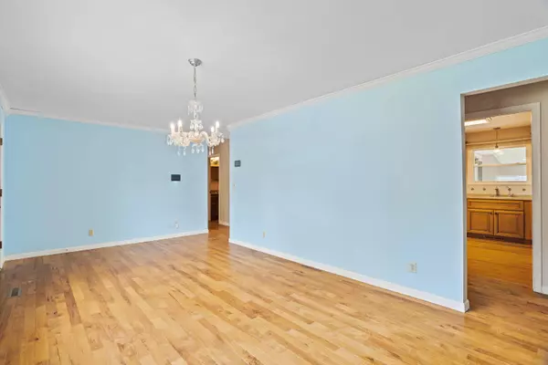 710 Kleewood DR, Fulton, MO 65251