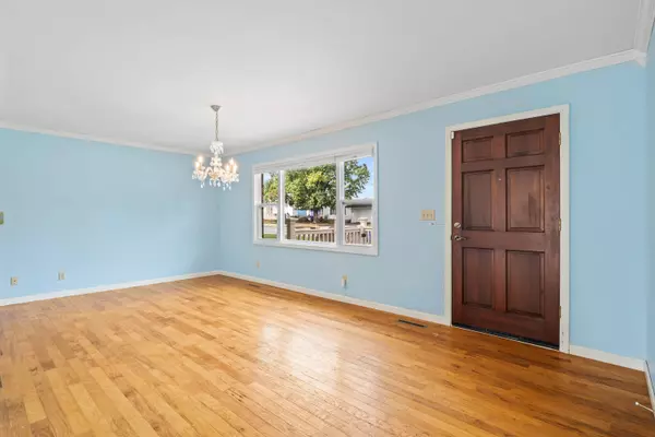 710 Kleewood DR, Fulton, MO 65251